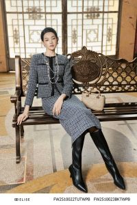 VEST TWEED ĐEN SỢI TRẮNG ĐÍNH DÂY PK VIỀN