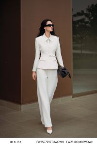 QUẦN SUÔNG DẠ TRẮNG TÚI CHÉO