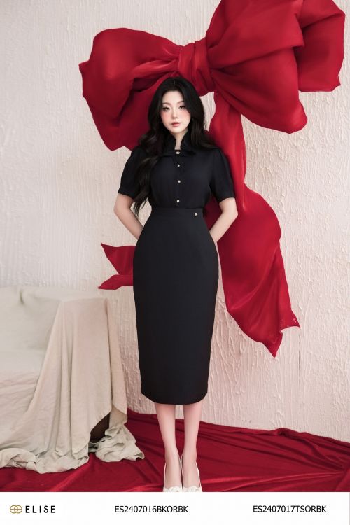 SM TƠ NHĂN ĐEN XẾP CỔ NHÚN