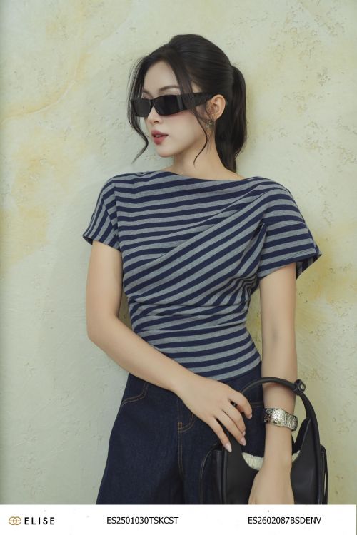 ÁO THUN KẺ CỔ TRỄ