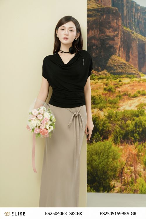 ÁO THUN ĐEN CỔ ĐỔ