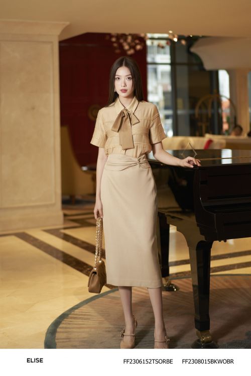 GOLDEN GLOW - 5