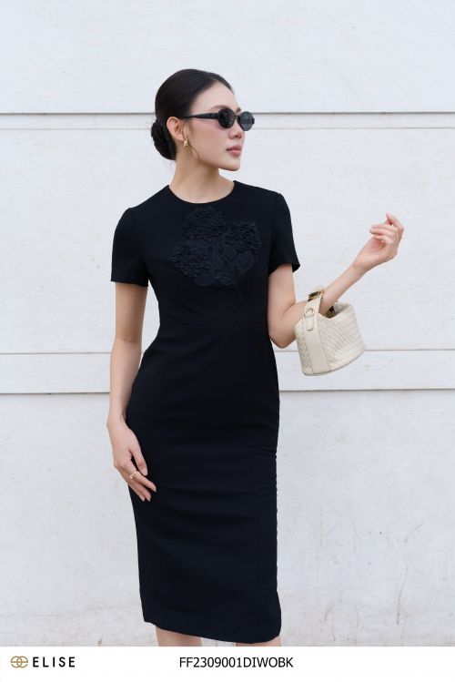 ĐẦM ÔM ĐEN NGỰC ĐÍNH HOA CƯỜM