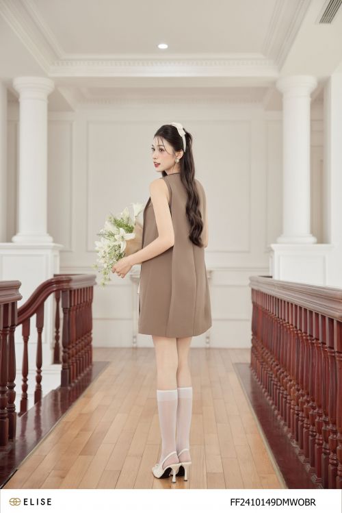 ĐẦM SUÔNG NÂU BỔ THÂN TRƯỚC