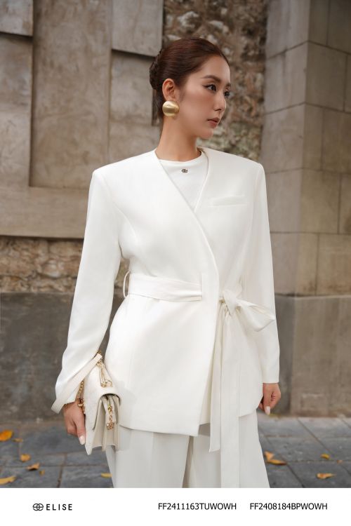 VEST TRẮNG CỔ V LUỒN DÂY EO