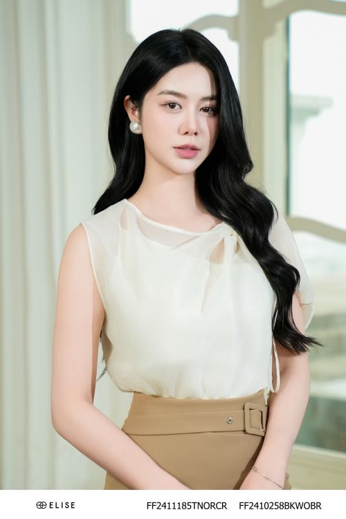 ÁO TƠ TRẮNG KEM RÚT DÂY VAI