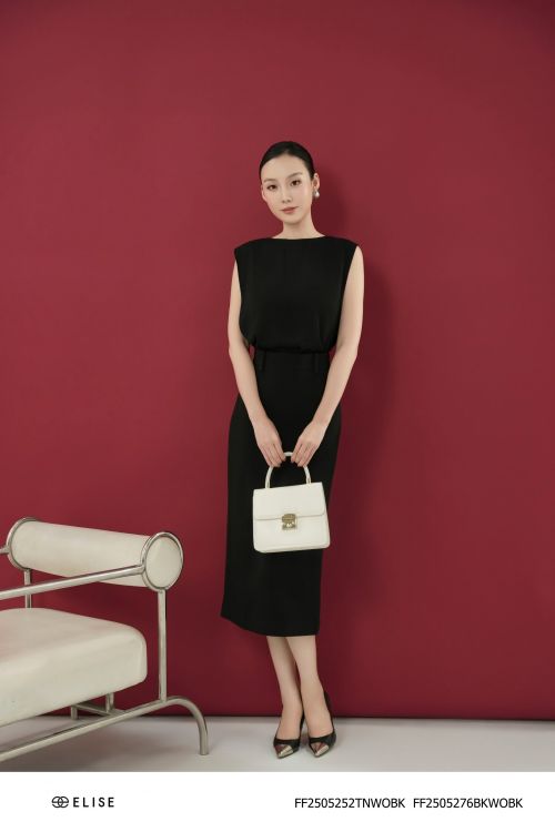 CHÂN VÁY BÚT CHÌ ĐEN XẺ SAU