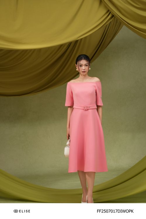 ĐẦM HỒNG TRỄ VAI ĐAI EO