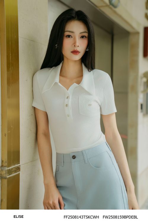 ÁO THUN TRẮNG THÊU ĐÍNH LOGO