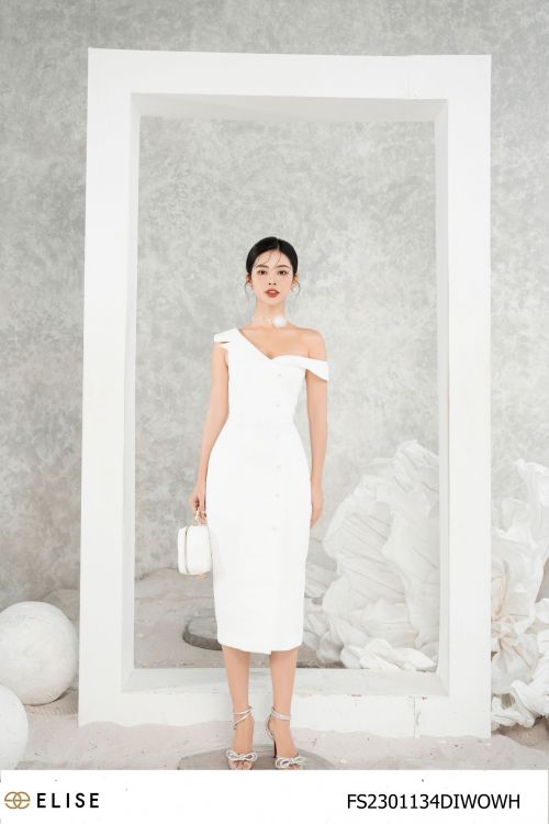 ĐẦM GẤM TRẮNG KIM TUYẾN LỆCH VAI