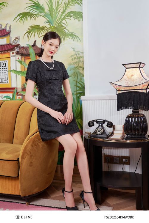 ĐẦM GẤM ĐEN ĐÍNH NƠ