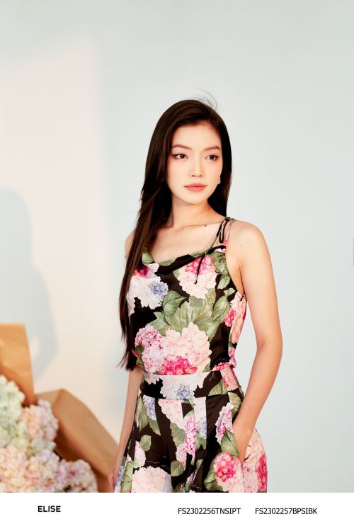 ÁO 2 DÂY LỤA ĐEN HOA TÚ CẦU CỔ ĐỔ