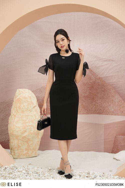 ĐẦM ĐEN PHỐI TAY TƠ ĐÍNH HOA