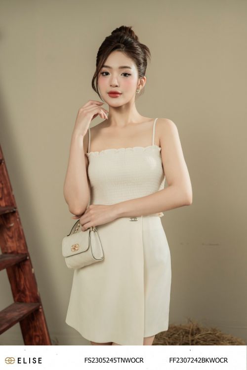 ÁO QUÂY SẠN TRẮNG KEM TRẦN CHUN