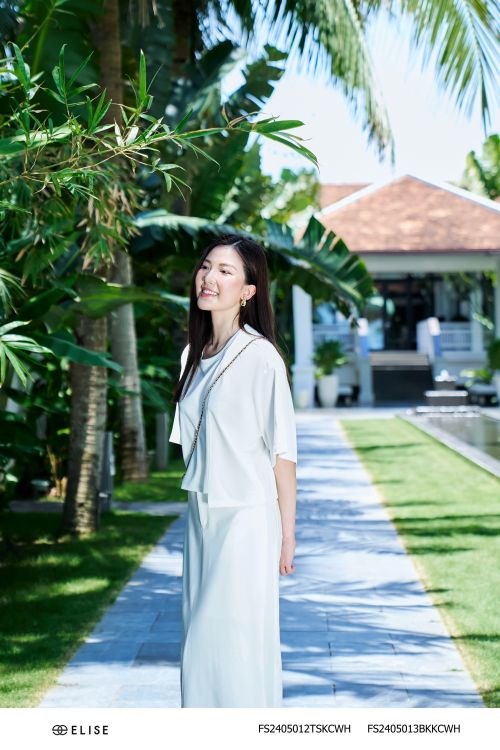 CHÂN VÁY TRẮNG X-NEON XẺ SAU