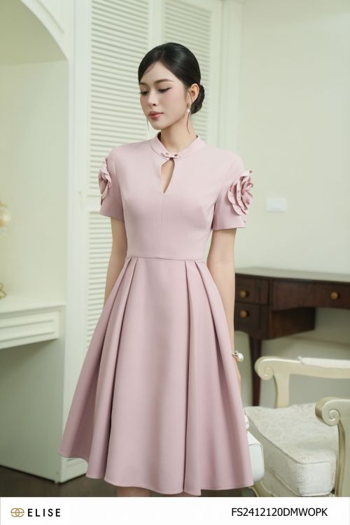 ĐẦM HỒNG XÒE XẾP LY TAY HOA