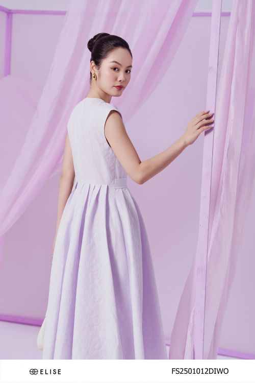 ĐẦM XỐP HOA TÍM NHẠT XẾP LY CỔ