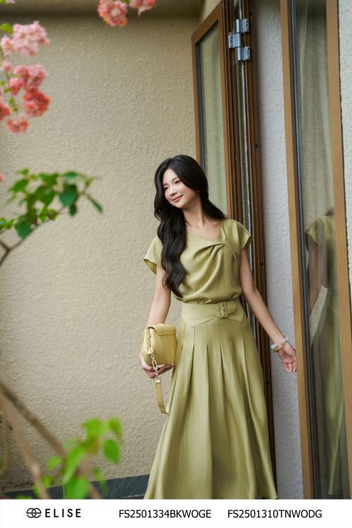 ÁO TAFTA LỤA XANH CỎ ÚA CỔ CHÉO XẾP NHÚN