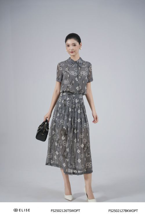 CV CHIFFON HT LOGO NỀN GHI DẬP LY