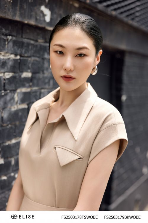 ÁO VÂN BE NÂU CỔ ĐỨC CƠI TÚI NGỰC