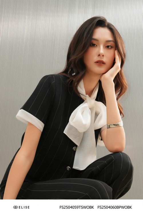 ÁO ĐEN KẺ TRẮNG PHỐI CỔ NƠ