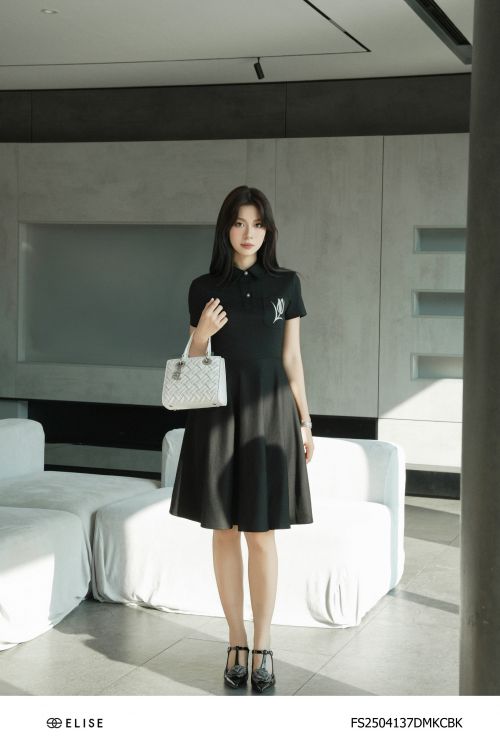 ĐẦM UMI ĐEN THÊU HOA TÚI NGỰC