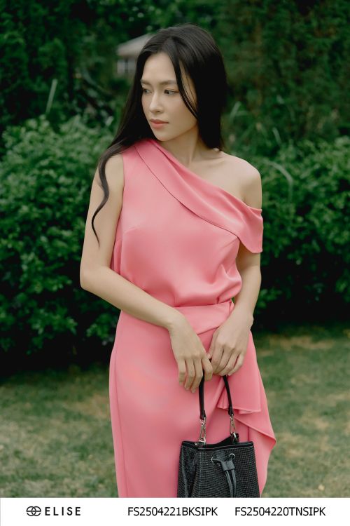 ÁO LỤA HỒNG SAN HÔ VẠT CỔ LỆCH