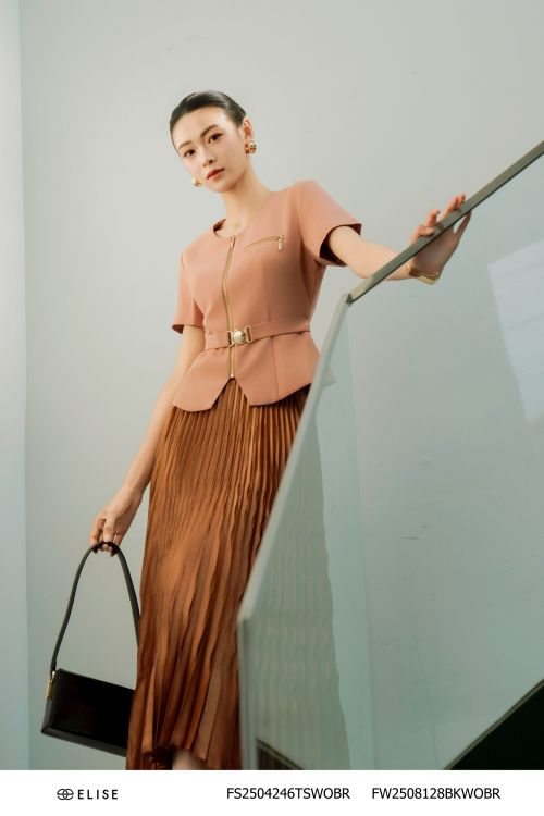 ÁO NÂU SÁNG VÂN Ô NHỎ PHỐI ĐAI EO