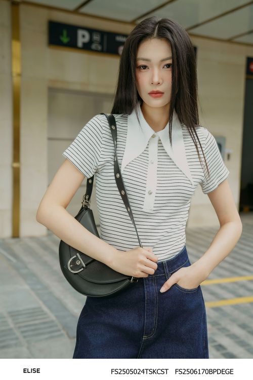 ÁO THUN KẺ CỔ PHỐI TRẮNG