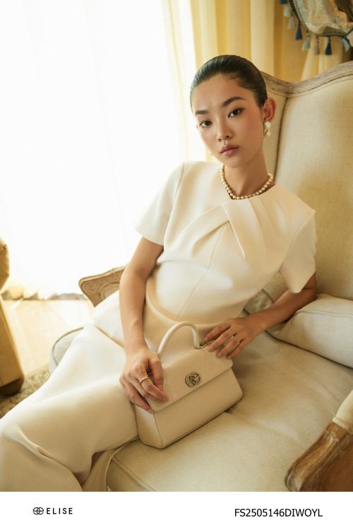 CV SẠN TRẮNG KÉO KHÓA SƯỜN