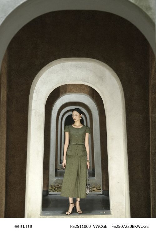 CHÂN VÁY XANH OLIVE VÂN ĐEN DIỄU CHỈ