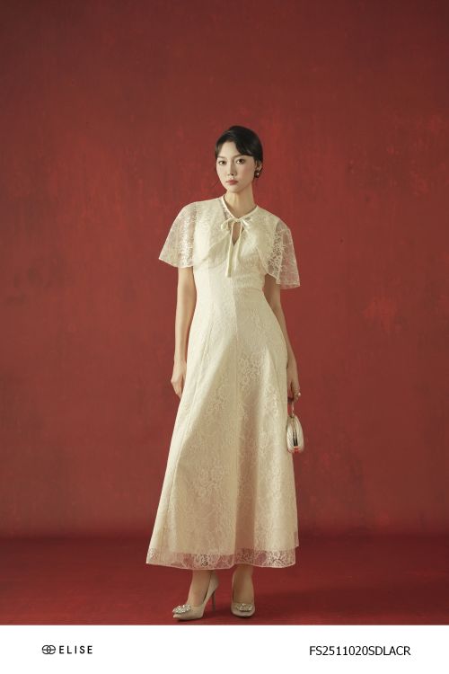 SET ĐẦM REN KEM BUỘC VAI CAPE