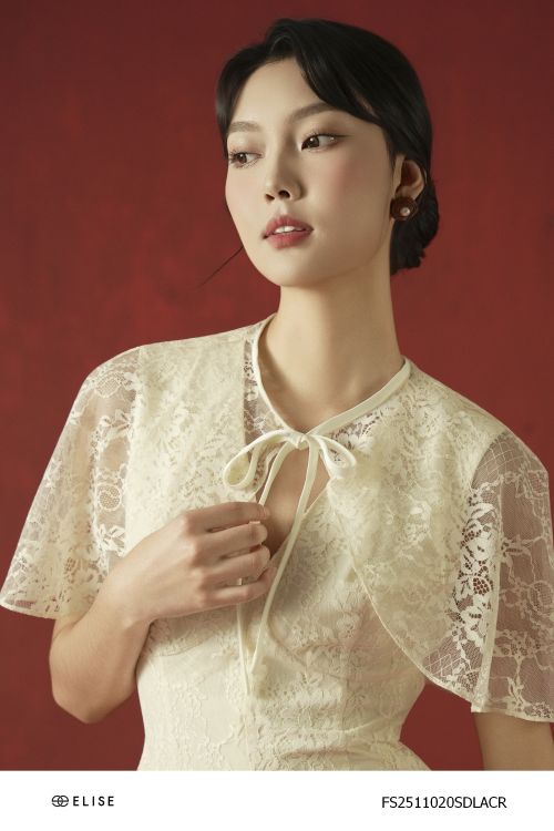 SET ĐẦM REN KEM BUỘC VAI CAPE