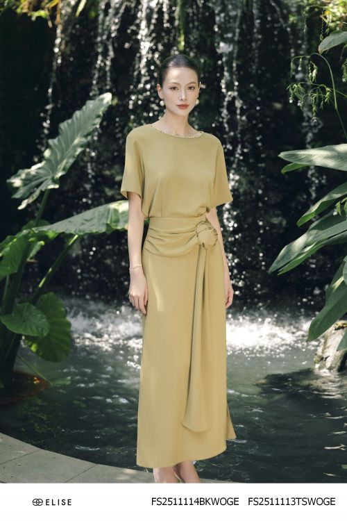 CV XANH OLIU HOA EO XẺ BÊN