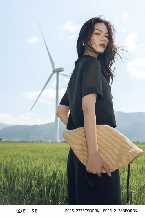 SM TƠ ĐEN NGẮN TAY CỔ ĐỨC