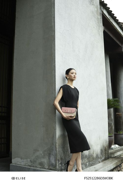 ĐẦM TUYTSY ĐEN TAY PHỐI CHIFFON DẬP LY