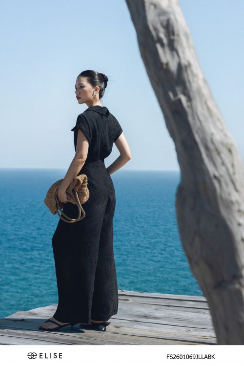 JUMPSUIT DÀI REN HOA ĐEN CỔ ĐỨC