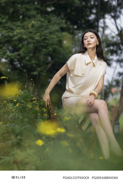 ÁO THÔ GIÓ KEM DIỄU CHỈ