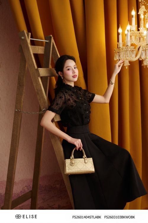 SET SM ĐEN HOA BÔNG NỔI PHỐI CỔ REN
