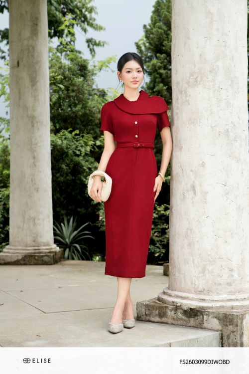 ĐẦM ĐỎ BOOC ĐÔ XẺ SAU ĐAI EO