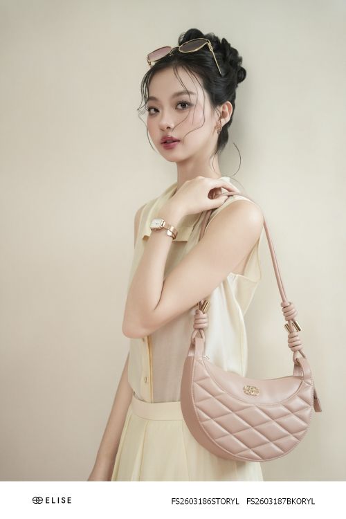 SET ÁO VÀNG NHẠT SÁT NÁCH CỔ LEO