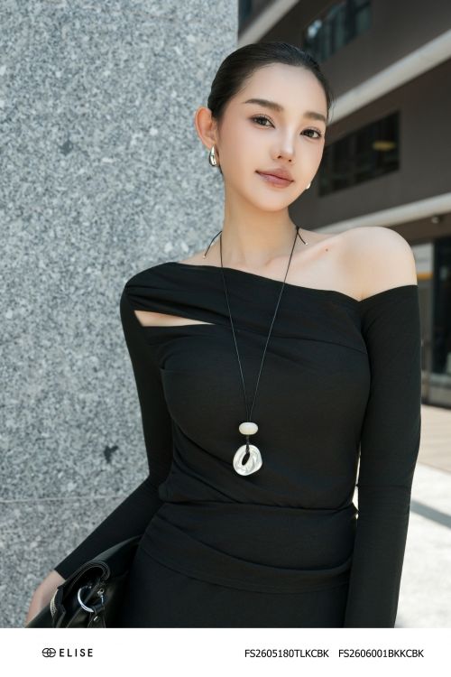 ÁO THUN ĐEN TRỄ VAI DÀI TAY