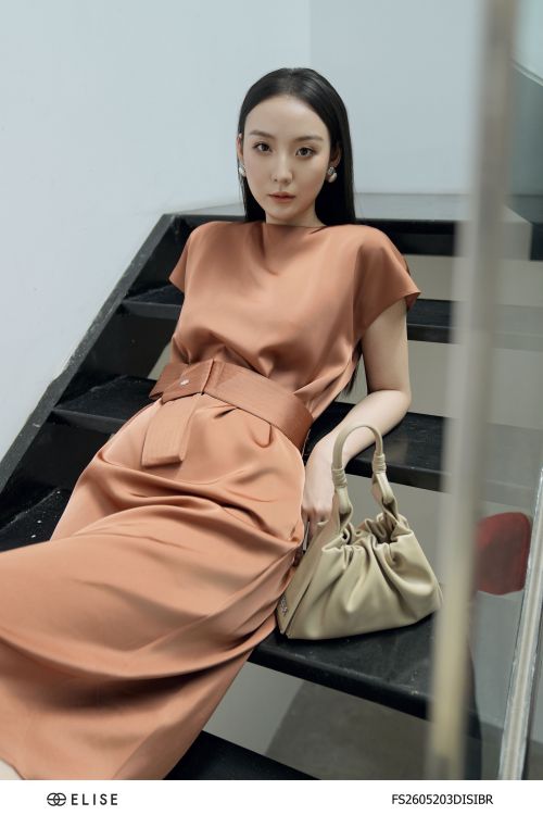 ĐẦM LỤA NÂU CAM ĐAI NƠ EO