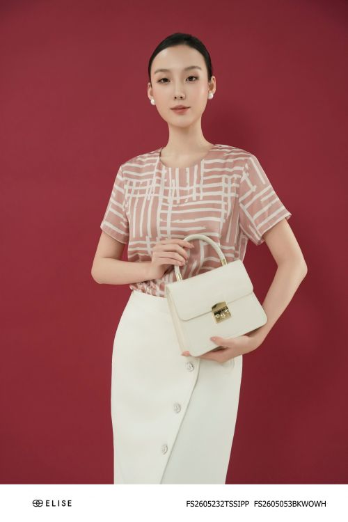 ÁO LỤA HT NỀN HỒNG CỔ TRÒN
