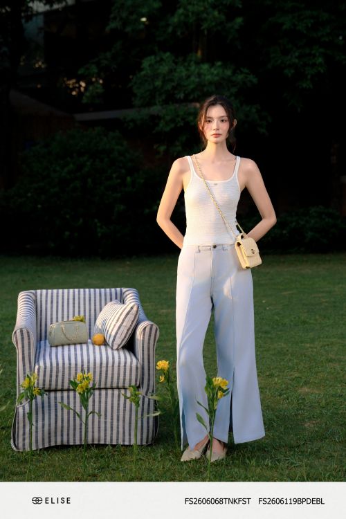 QUẦN DENIM XANH NHẠT XẺ GẤU