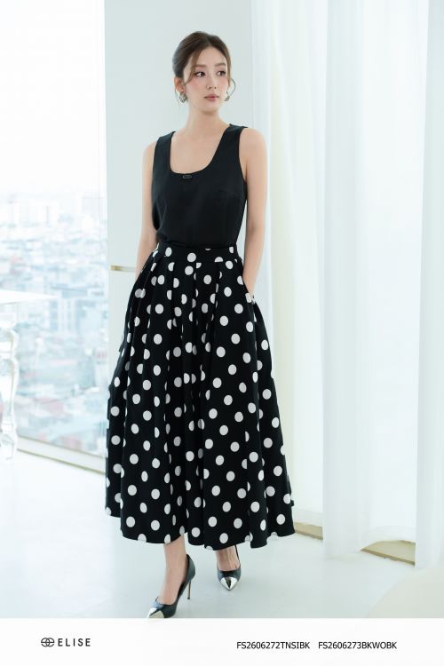 CV ĐEN CHẤM BI TRẮNG XẾP LY