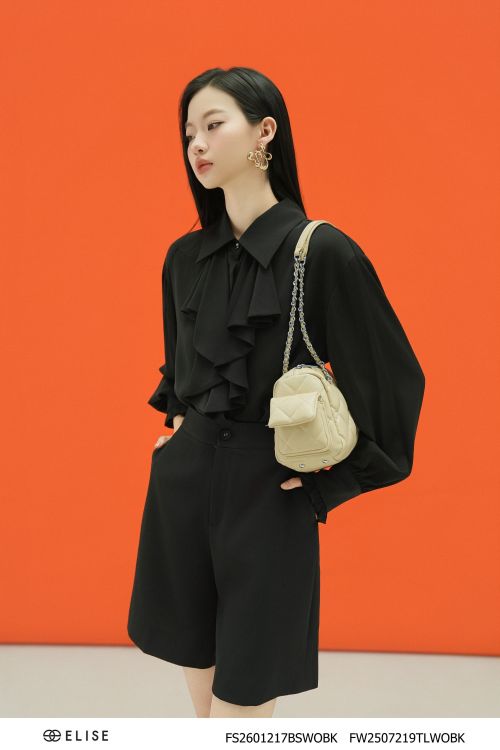 SM ĐEN XẾP NHÚN BÈO CỔ