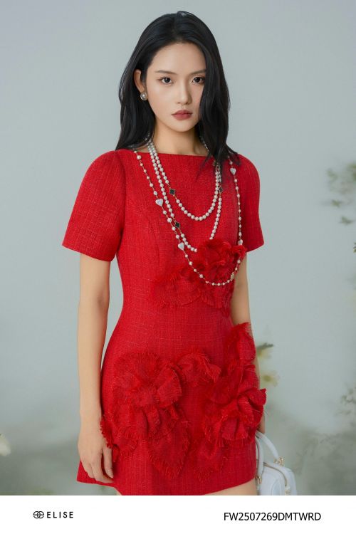 ĐẦM TWEED ĐỎ SỢI KIM TUYẾN ĐÍNH HOA