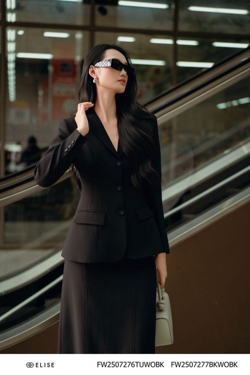 VEST TUYTSY ĐEN NẮP TÚI