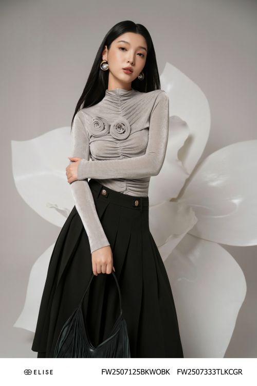 ÁO THUN GHI CAO CỔ ĐÍNH HOA